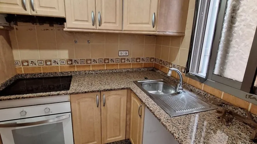 Apartment de 2 chambres à Torrevieja, Espagne No. 381 № 12