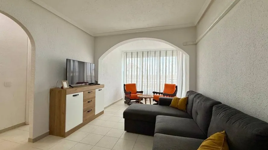 Apartment de 2 chambres à Torrevieja, Espagne No. 410 № 22