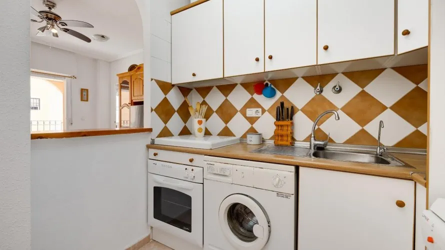 Bungalow de 60m² à Torrevieja, Espagne No. 512 № 17