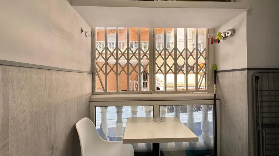 Apartment de 2 chambres à Torrevieja, Espagne No. 391 № 4