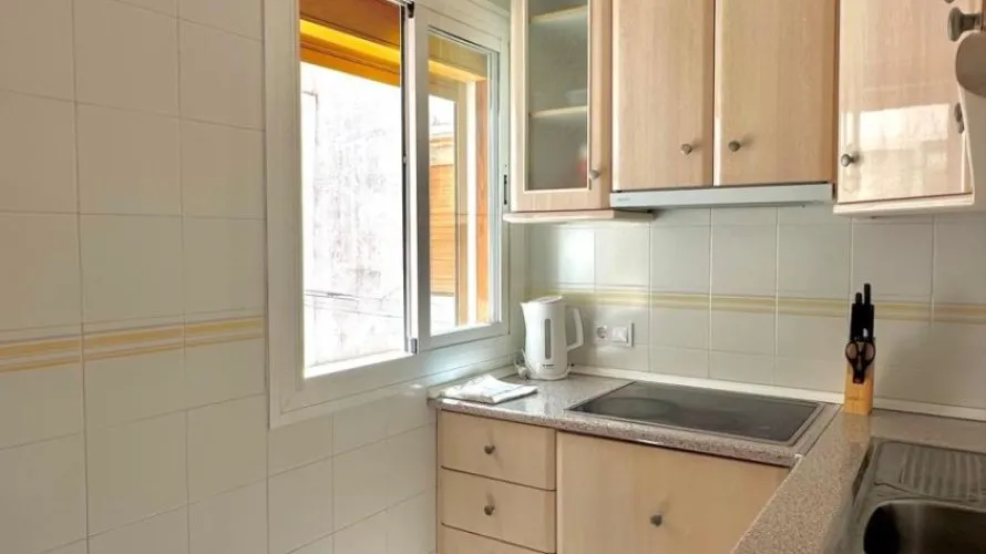 Apartment de 2 chambres à Torrevieja, Espagne No. 526 № 4