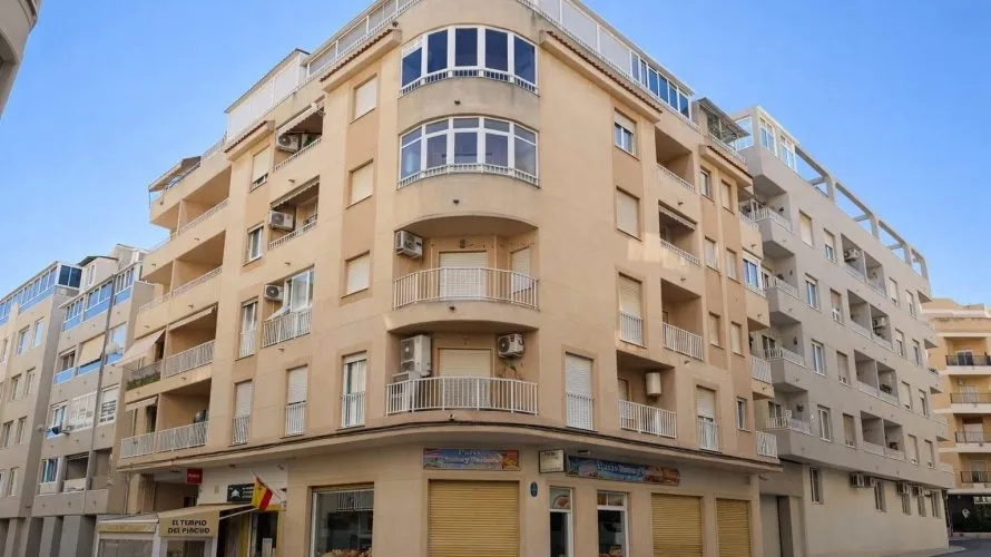 Apartment de 2 chambres à Torrevieja, Espagne No. 489 № 18