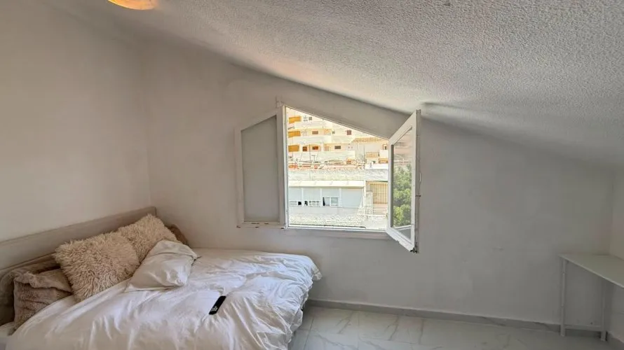 Bungalow de 2 chambres à Torrevieja, Espagne No. 550 № 5