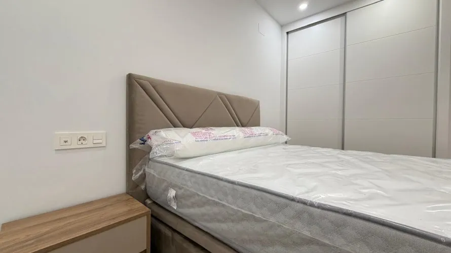 Apartment de 2 chambres à Torrevieja, Espagne No. 370 № 7