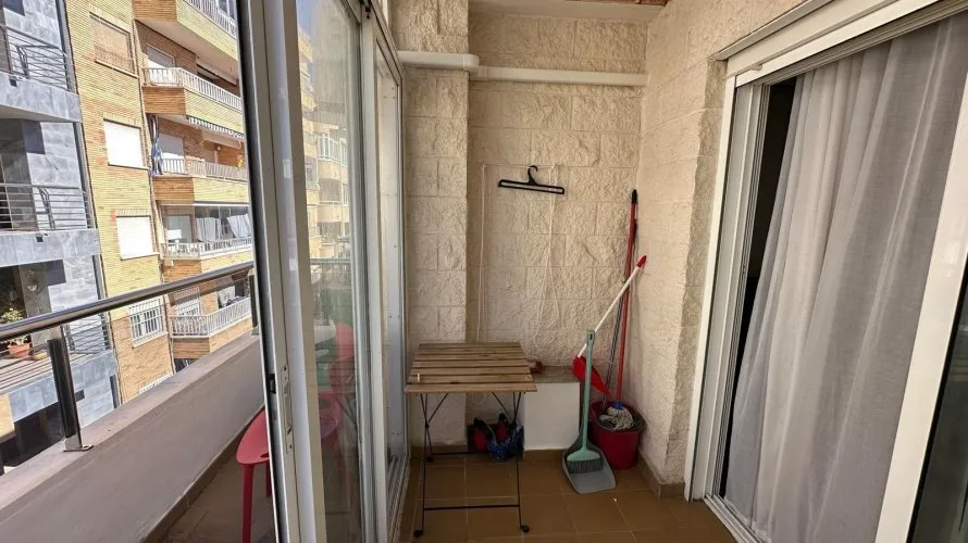 Apartment de 1 chambre à Torrevieja, Espagne No. 438 № 2