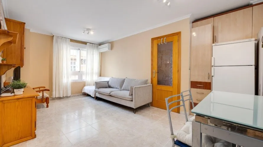 Apartment de 2 chambres à Torrevieja, Espagne No. 462 № 28