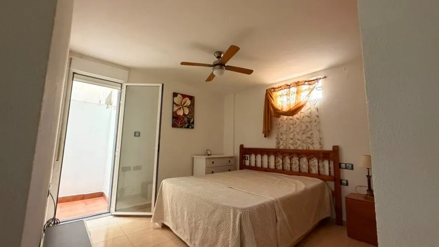 Apartment de 2 chambres à Torrevieja, Espagne No. 511 № 10