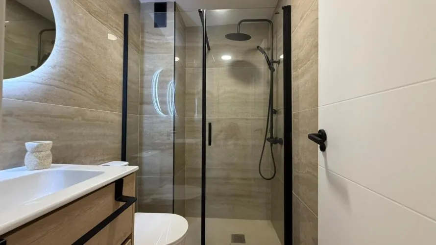Apartment de 3 chambres à Torrevieja, Espagne No. 338 № 9