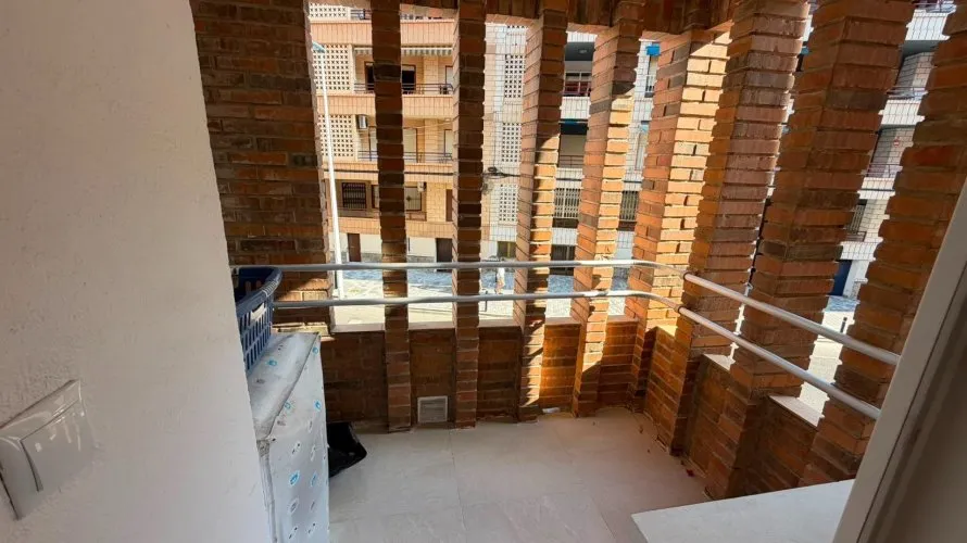 Apartment de 3 chambres à Torrevieja, Espagne No. 338 № 20