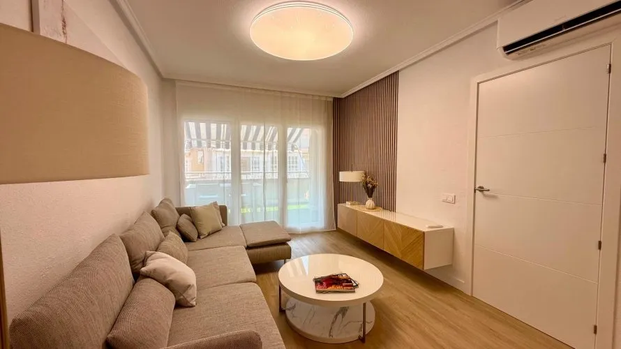 Penthouse de 2 chambres à Torrevieja, Espagne No. 337 № 21