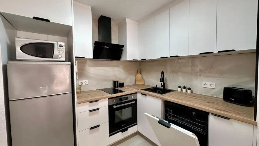 Apartment de 2 chambres à Torrevieja, Espagne No. 362 № 4