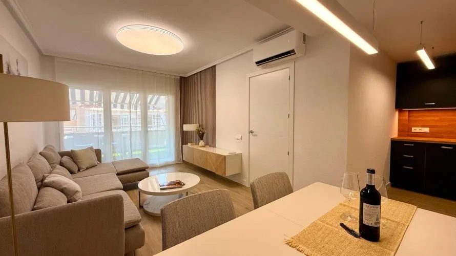 Penthouse de 2 chambres à Torrevieja, Espagne No. 337 № 20