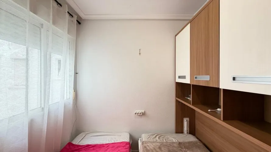 Apartment de 2 chambres à Torrevieja, Espagne No. 435 № 24