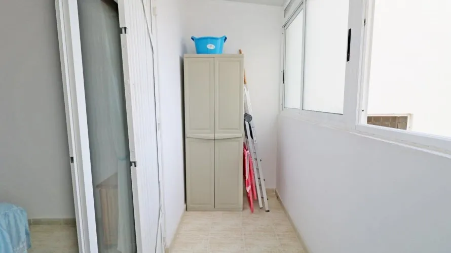 Apartment de 2 chambres à Torrevieja, Espagne No. 618 № 10