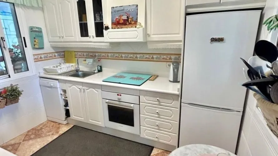 Villa de 2 chambres à Torrevieja, Espagne No. 605 № 6