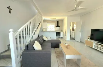 Penthouse de 76m² à Torrevieja, Espagne No. 576