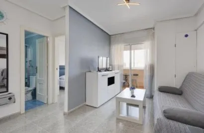 Apartment de 2 chambres à Torrevieja, Espagne No. 581