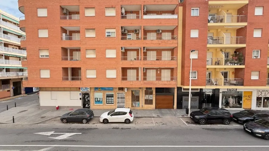 Apartment de 4 chambres à Torrevieja, Espagne No. 615 № 28