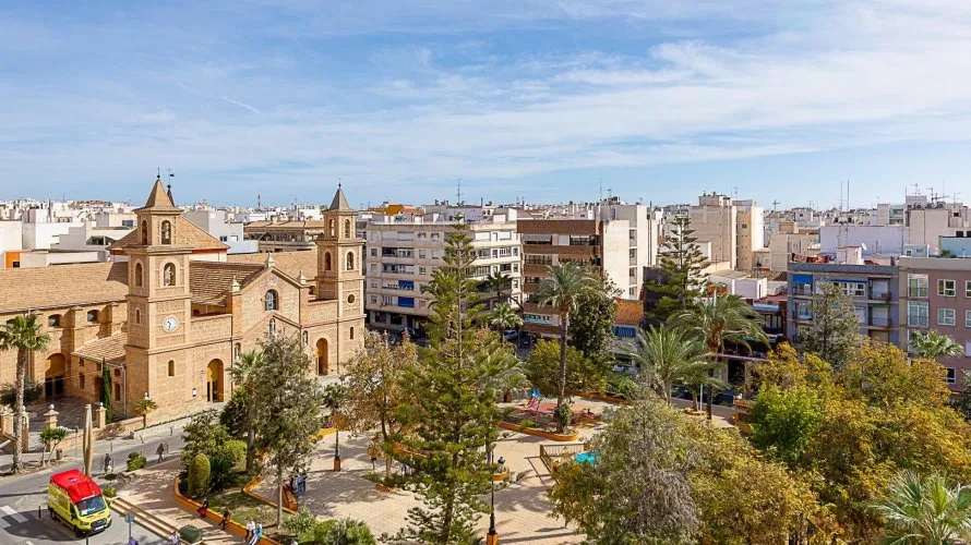 Apartment de 26m² à Torrevieja, Espagne No. 662 № 1