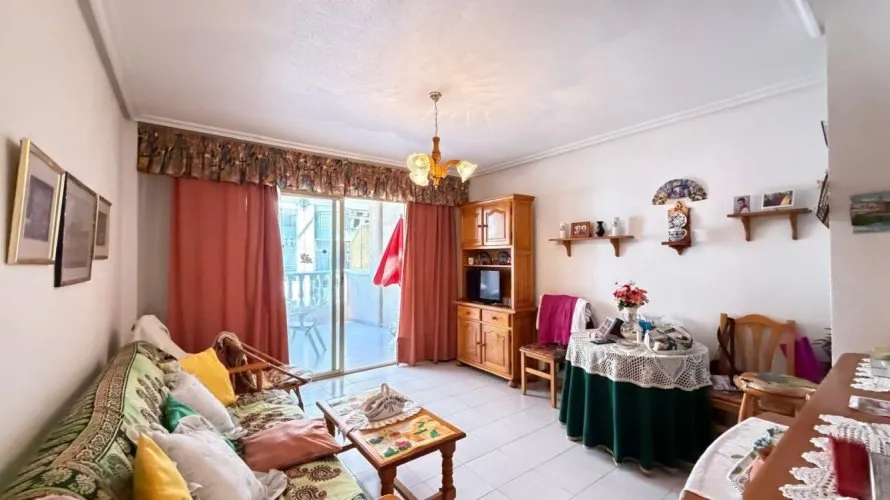 Apartment de 1 chambre à Torrevieja, Espagne No. 717 № 10