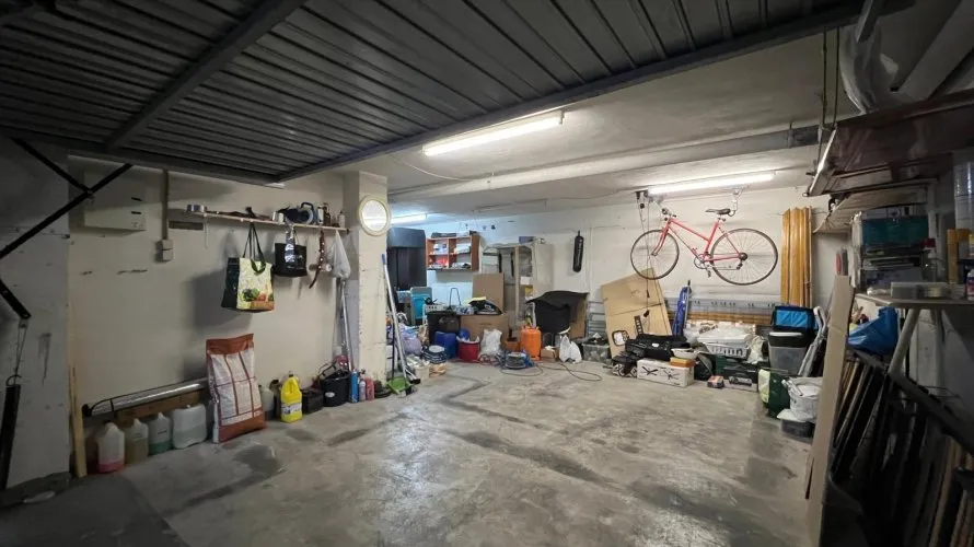 Garage de 33m² à Torrevieja, Espagne No. 669 № 4