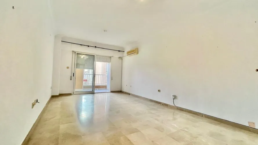 Apartment de 3 chambres à Torrevieja, Espagne No. 678 № 21
