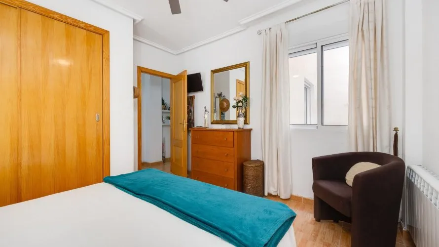 Apartment de 80m² à Torrevieja, Espagne No. 648 № 8