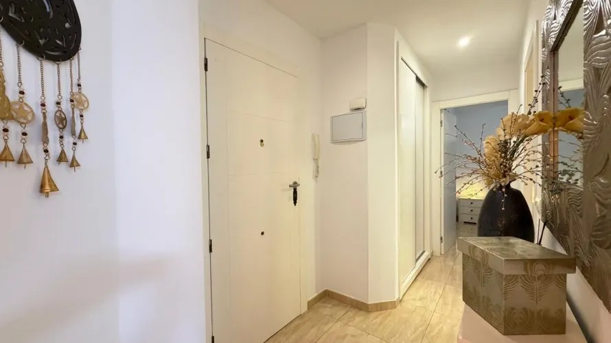 Apartment de 2 chambres à Torrevieja, Espagne No. 681 № 26