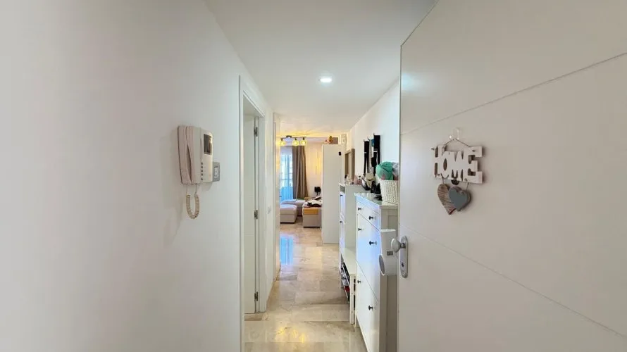 Apartment de 3 chambres à Torrevieja, Espagne No. 693 № 28
