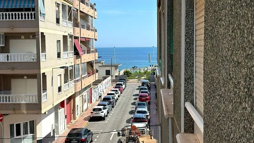 Apartment de 1 chambre à Torrevieja, Espagne No. 664 № 1