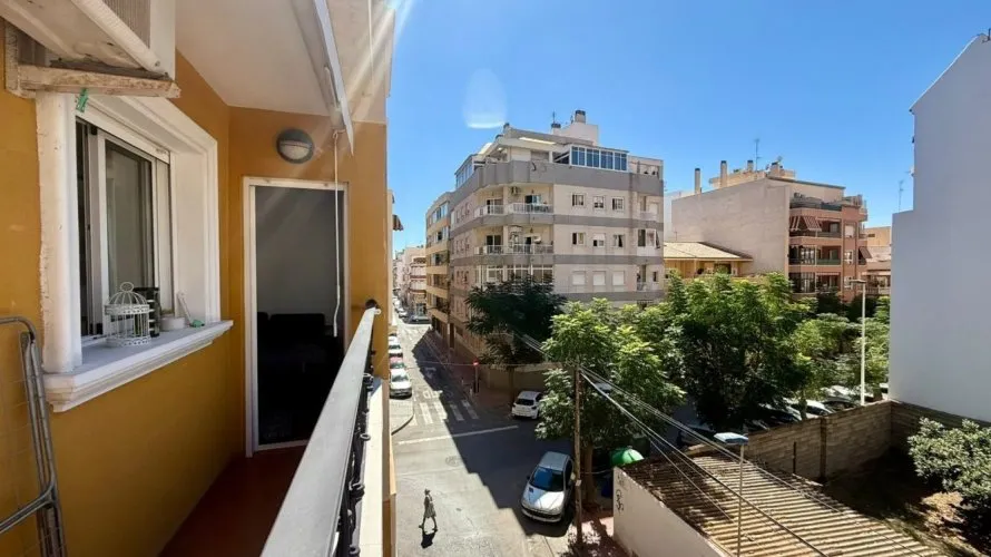 Apartment de 1 chambre à Torrevieja, Espagne No. 728 № 11