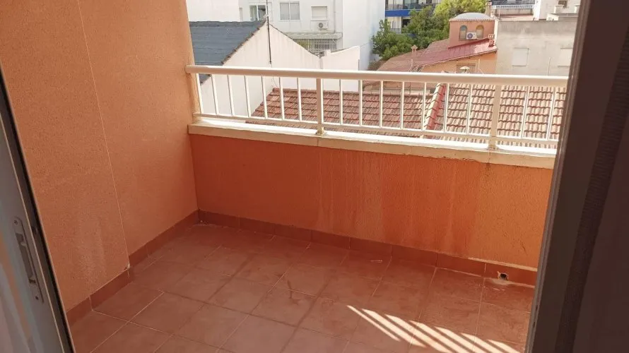 Apartment de 2 chambres à Torrevieja, Espagne No. 666 № 7
