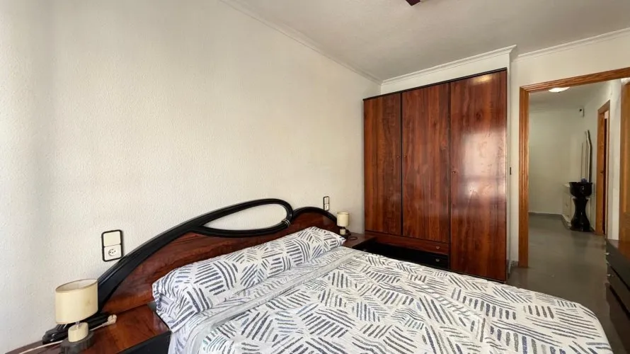 Apartment de 2 chambres à Torrevieja, Espagne No. 695 № 3