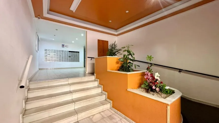 Apartment de 2 chambres à Torrevieja, Espagne No. 698 № 2