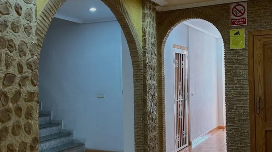Apartment de 34m² à Torrevieja, Espagne No. 646 № 2