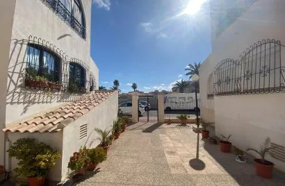 Apartment de 3 chambres à Torrevieja, Espagne No. 656