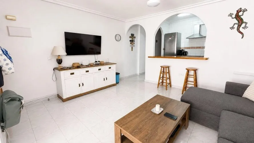 Penthouse de 2 chambres à Torrevieja, Espagne No. 642 № 6