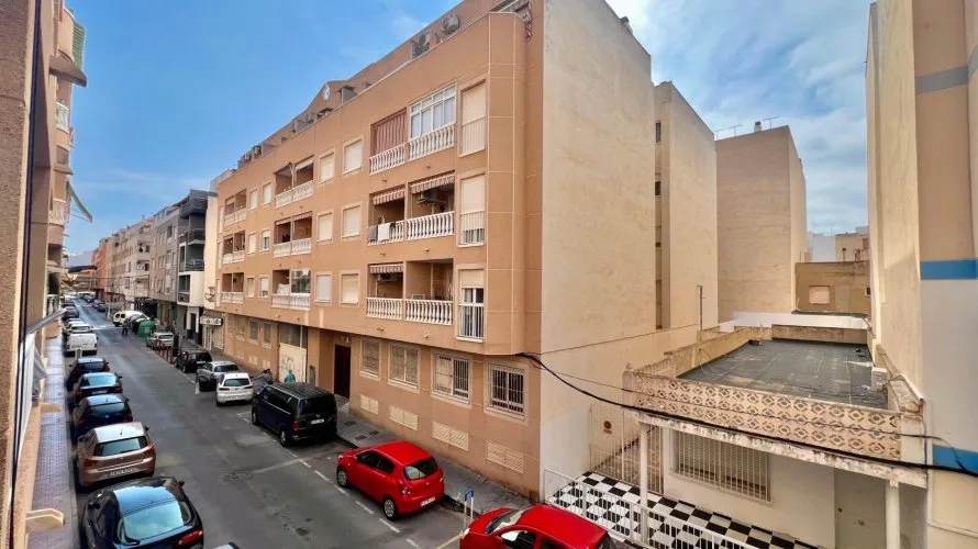 Apartment de 1 chambre à Torrevieja, Espagne No. 701 № 12