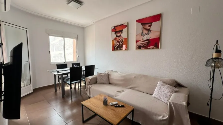 Apartment de 2 chambres à Torrevieja, Espagne No. 665 № 7