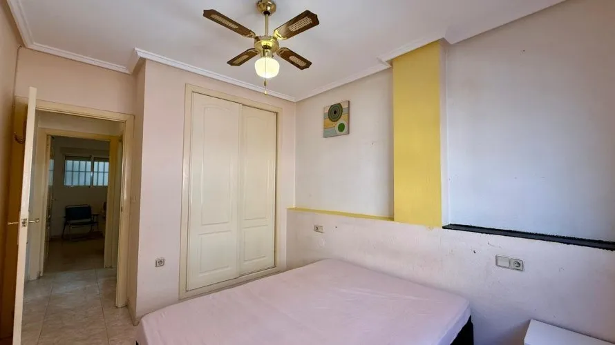 Apartment de 2 chambres à Torrevieja, Espagne No. 640 № 10
