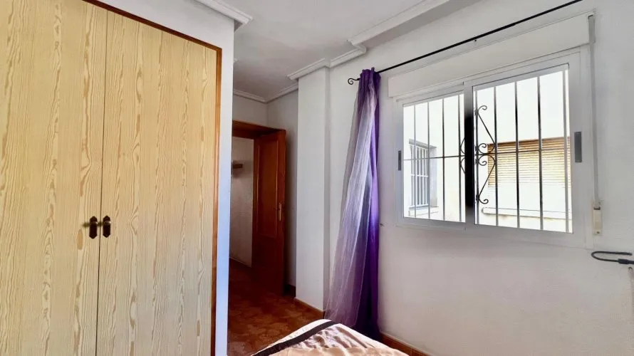 Apartment de 1 chambre à Torrevieja, Espagne No. 688 № 8