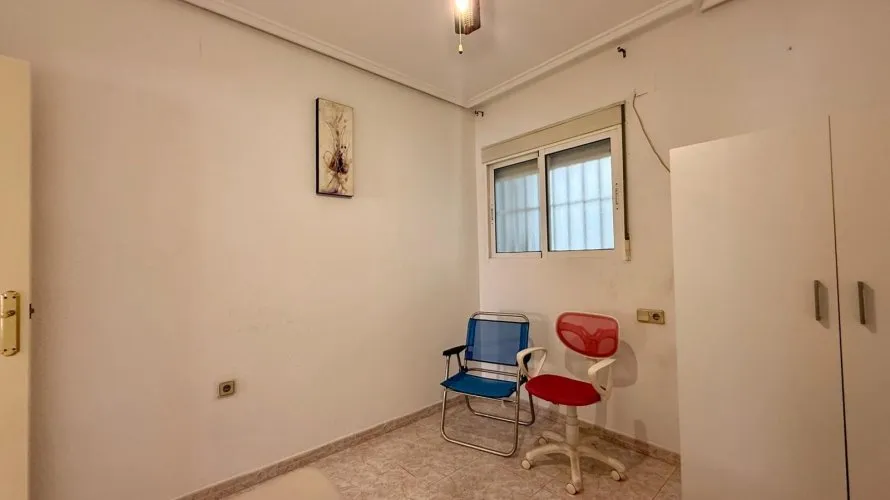 Apartment de 2 chambres à Torrevieja, Espagne No. 640 № 11