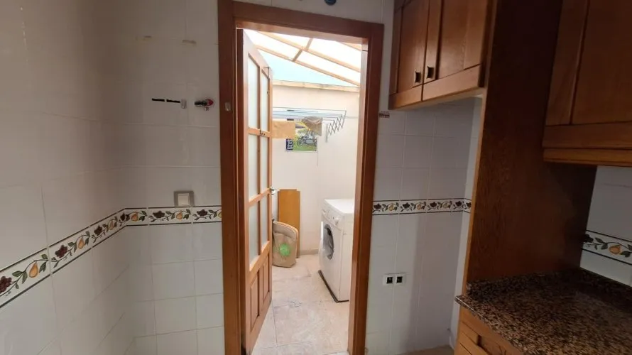 Duplex de 83m² à Torrevieja, Espagne No. 692 № 14