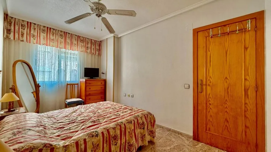Apartment de 2 chambres à Torrevieja, Espagne No. 629