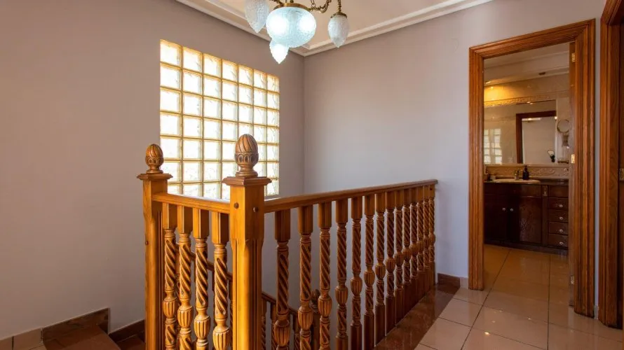 Villa de 180m² à Torrevieja, Espagne No. 674 № 11