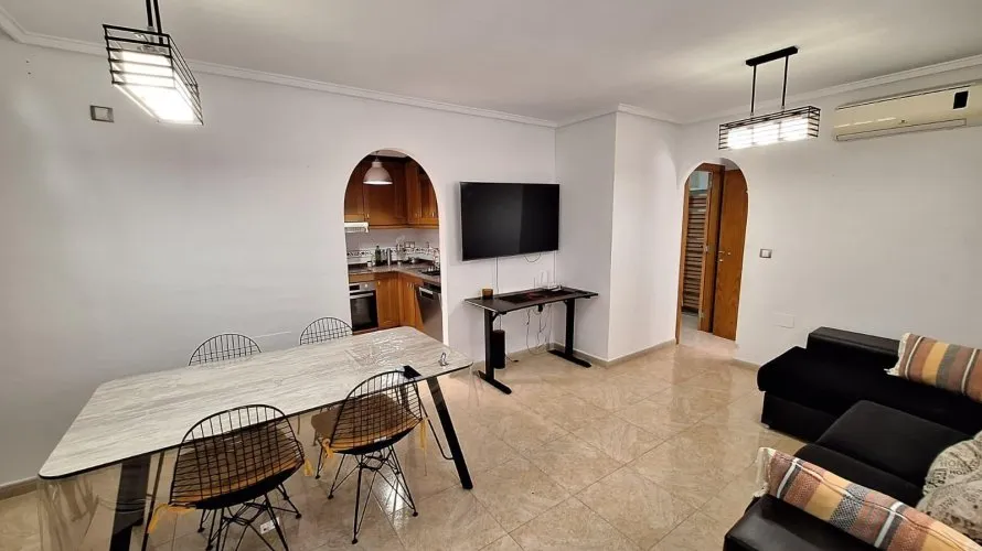 Duplex de 83m² à Torrevieja, Espagne No. 692 № 21