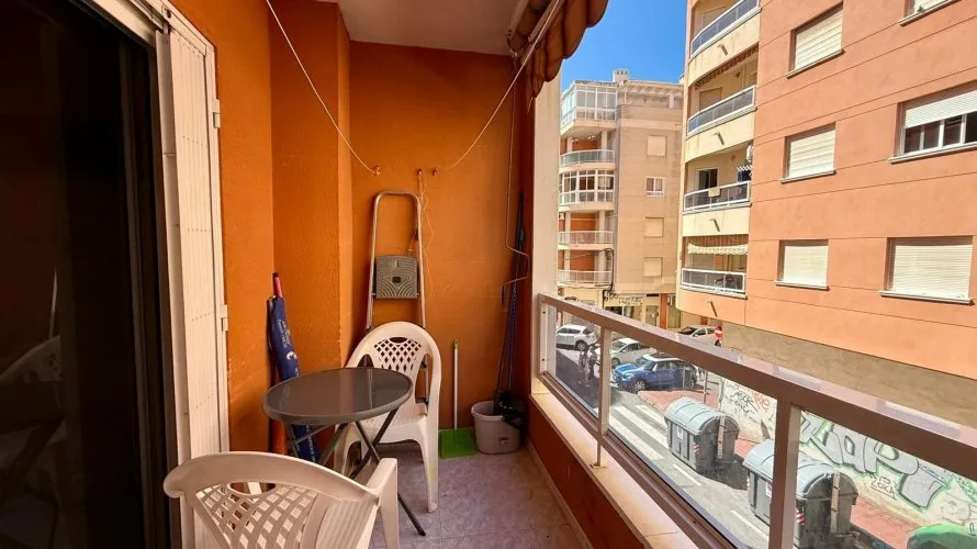 Apartment de 2 chambres à Torrevieja, Espagne No. 640 № 20