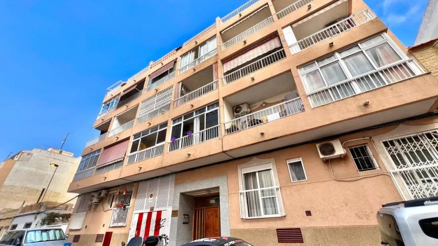 Apartment de 1 chambre à Torrevieja, Espagne No. 701 № 21