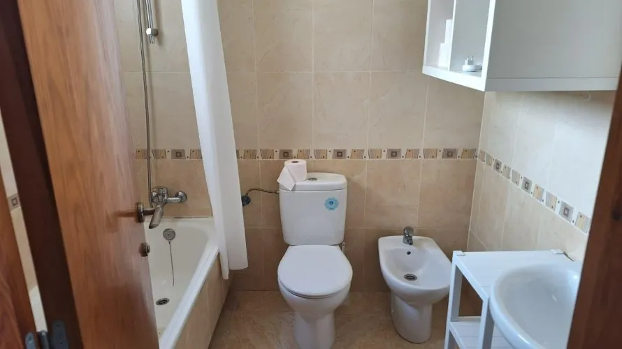 Duplex de 83m² à Torrevieja, Espagne No. 692 № 8