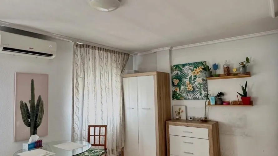 Apartment de 34m² à Torrevieja, Espagne No. 646 № 11